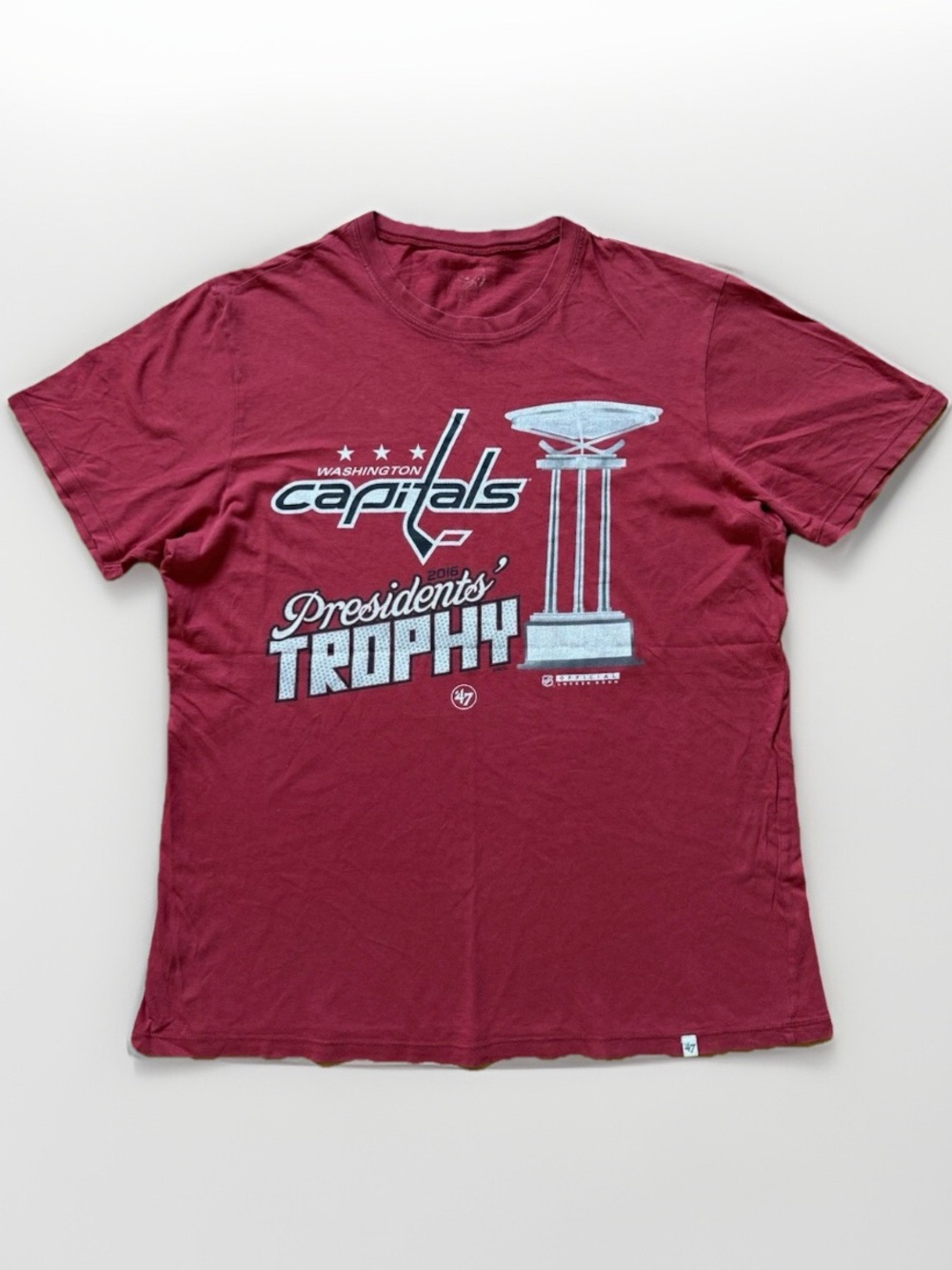 Washington Capitals 2016 President trophy T-Shirt mens size L Short Sleeve Red